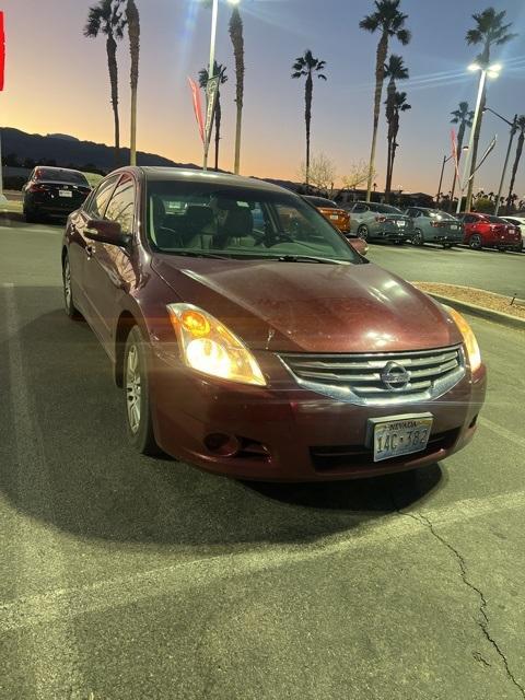 used 2010 Nissan Altima car