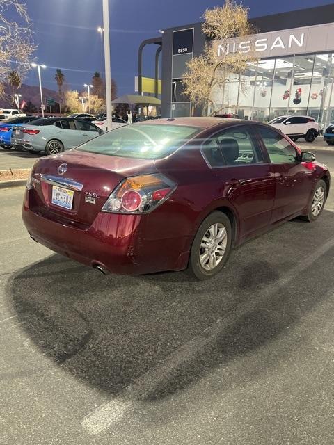 used 2010 Nissan Altima car