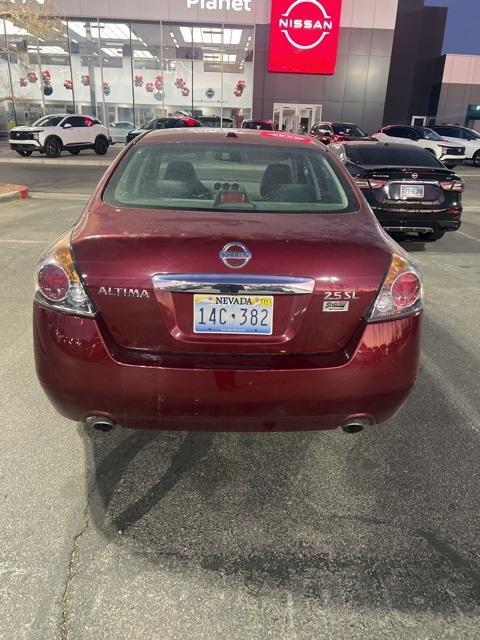 used 2010 Nissan Altima car