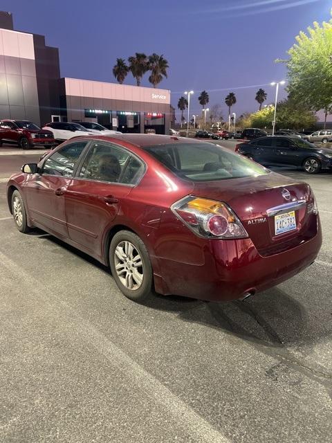 used 2010 Nissan Altima car