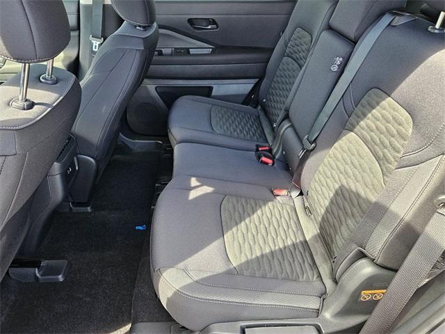 new 2025 Nissan Pathfinder car, priced at $33,647