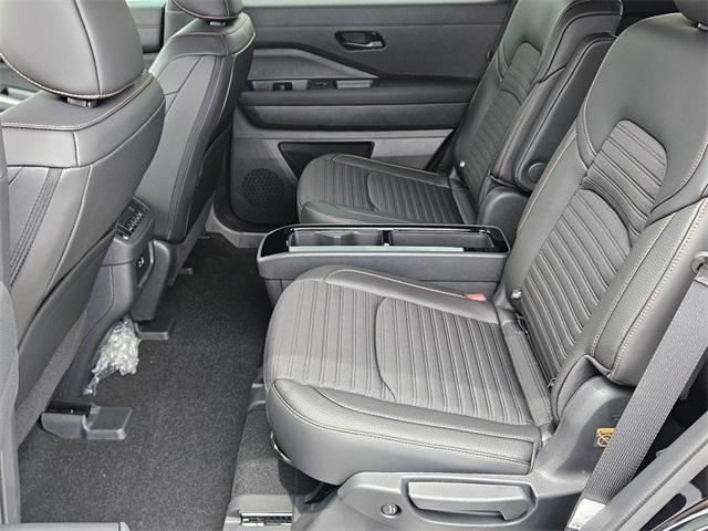 new 2025 Nissan Pathfinder car, priced at $43,388