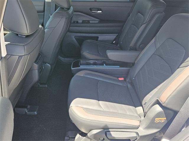 new 2025 Nissan Pathfinder car, priced at $49,246
