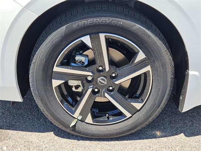 new 2025 Nissan Sentra car, priced at $22,236