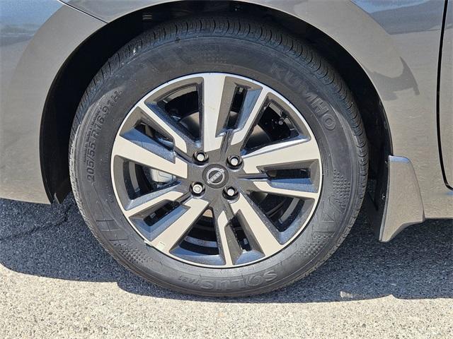 new 2025 Nissan Versa car, priced at $21,732
