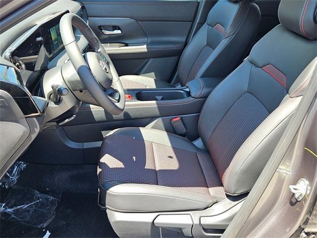 new 2025 Nissan Kicks car, priced at $29,644