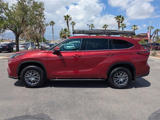 used 2021 Toyota Highlander car, priced at $30,987