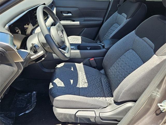 new 2025 Nissan Kicks car, priced at $24,721