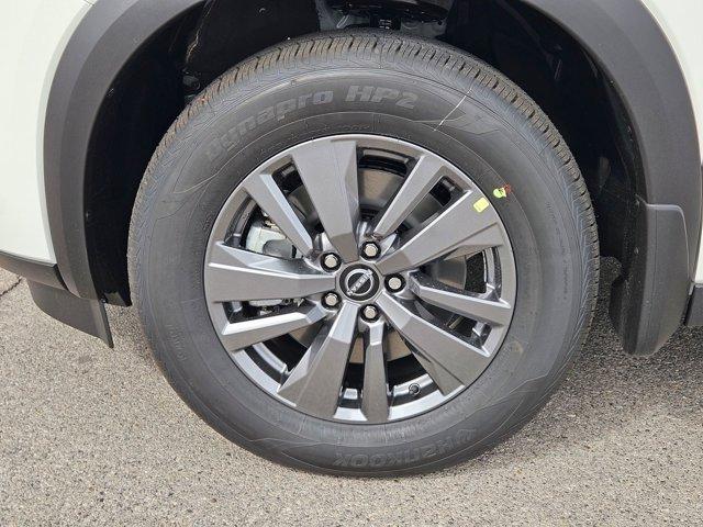 new 2025 Nissan Pathfinder car, priced at $30,450