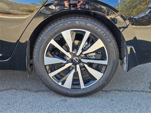 new 2025 Nissan Sentra car, priced at $24,498