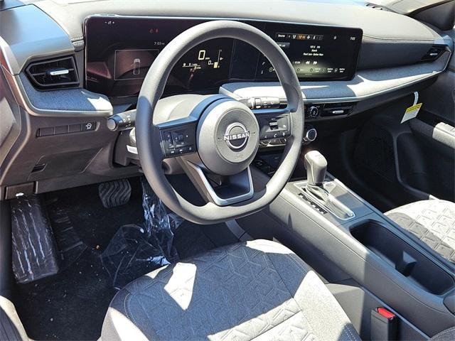 new 2025 Nissan Kicks car, priced at $25,377