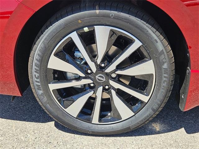 new 2025 Nissan Sentra car, priced at $26,005