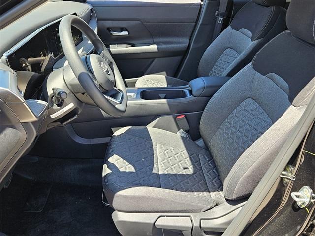 new 2025 Nissan Kicks car, priced at $24,721