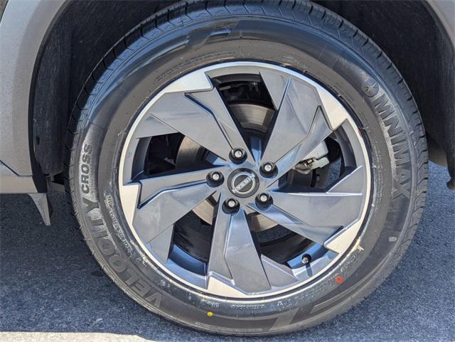 used 2024 Nissan Rogue car, priced at $23,987