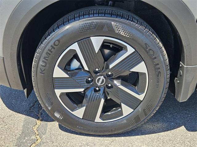 used 2025 Nissan Kicks car, priced at $24,987