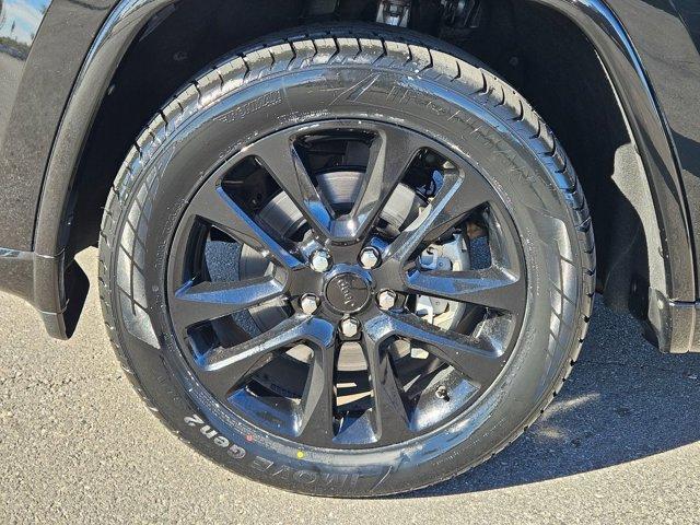 used 2021 Jeep Grand Cherokee car, priced at $22,487