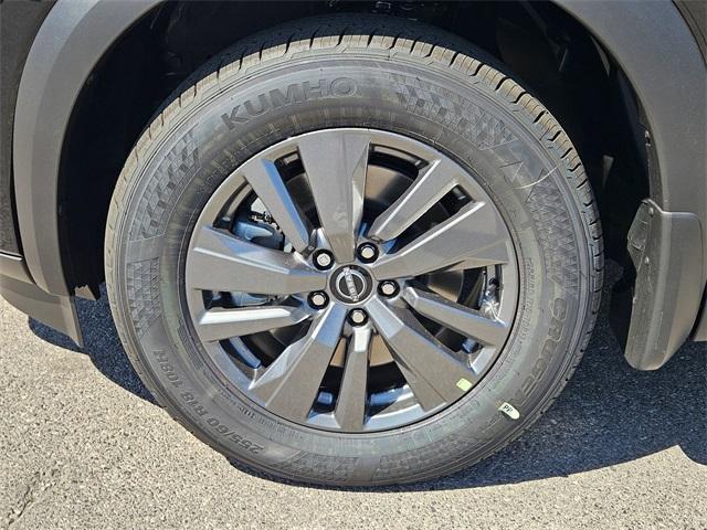 new 2025 Nissan Pathfinder car, priced at $33,605