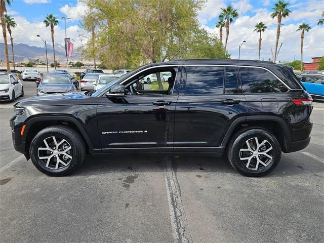 used 2024 Jeep Grand Cherokee car, priced at $29,987