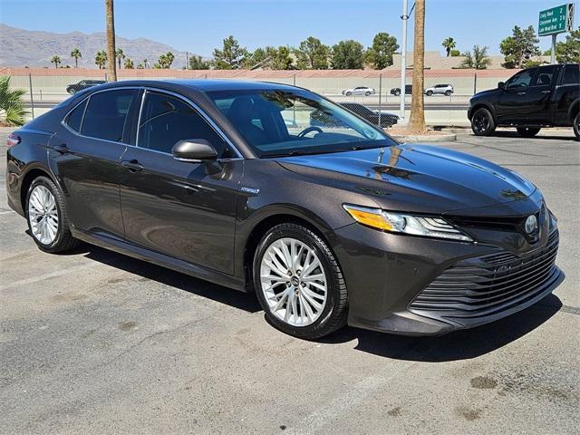 used 2018 Toyota Camry Hybrid car, priced at $13,987
