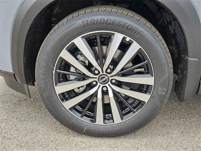 new 2025 Nissan Pathfinder car, priced at $49,246