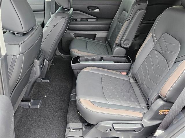 new 2025 Nissan Pathfinder car, priced at $49,246
