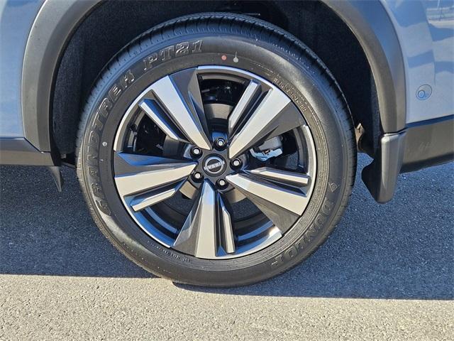 used 2024 Nissan Rogue car, priced at $30,687