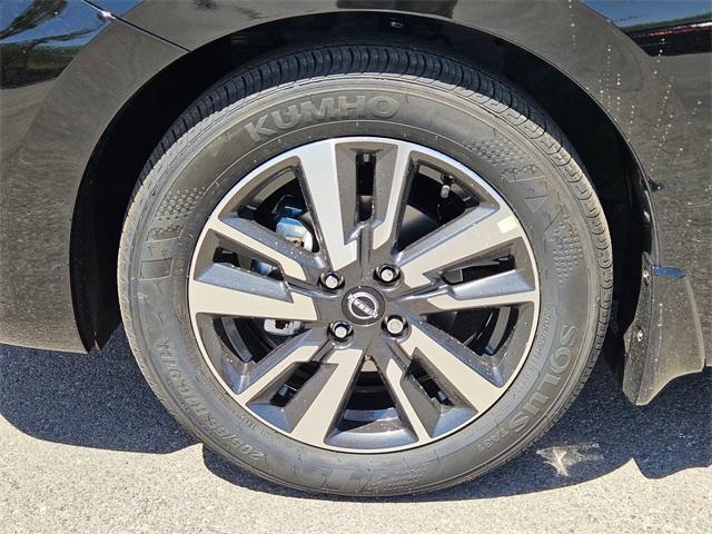 new 2025 Nissan Versa car, priced at $19,344