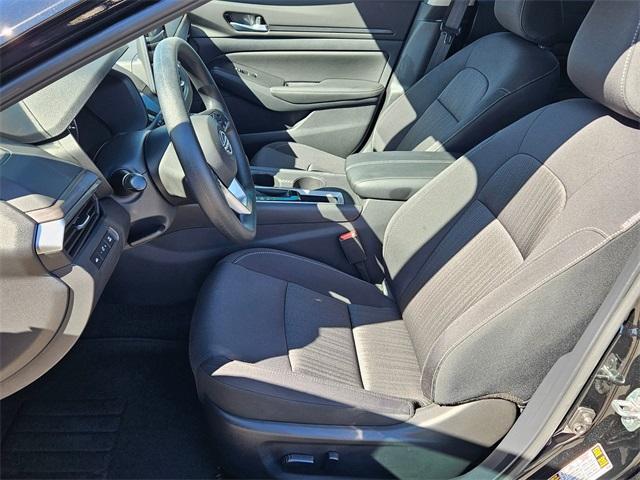 new 2025 Nissan Altima car, priced at $27,047