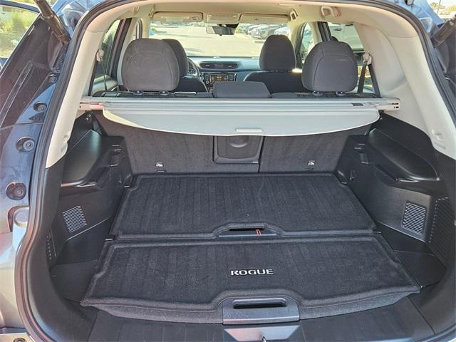 used 2019 Nissan Rogue car, priced at $17,787