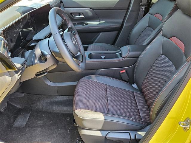 new 2025 Nissan Kicks car, priced at $27,234
