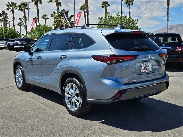used 2024 Toyota Highlander car, priced at $48,987