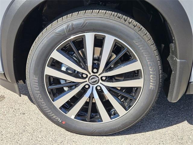 new 2025 Nissan Pathfinder car, priced at $43,472