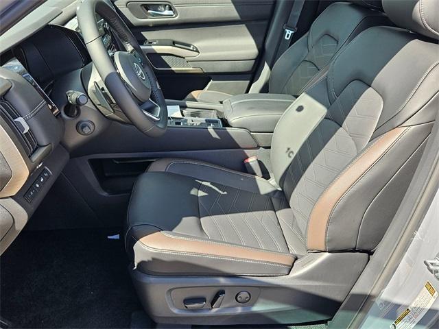 new 2025 Nissan Pathfinder car, priced at $43,472