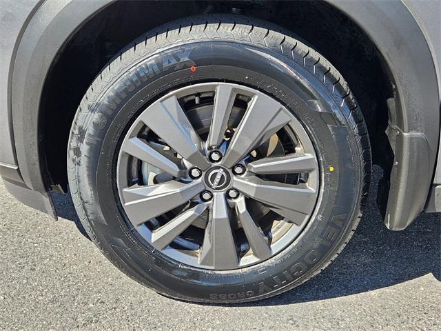 used 2024 Nissan Pathfinder car, priced at $30,487