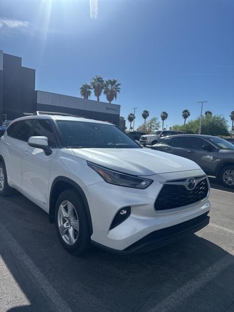 used 2023 Toyota Highlander Hybrid car, priced at $37,487