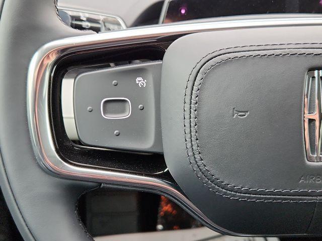 new 2025 Lincoln Nautilus car, priced at $61,610