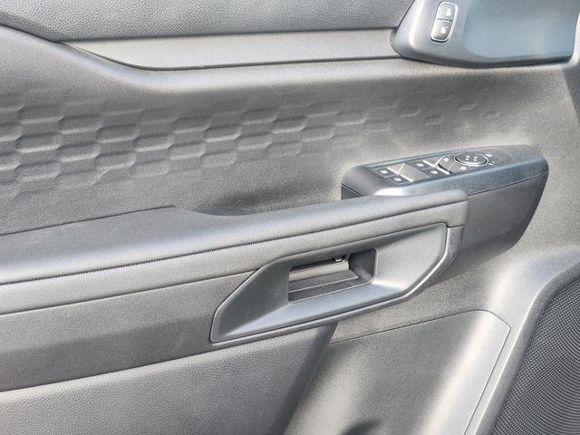 new 2025 Ford Ranger car, priced at $33,890