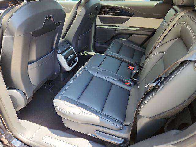 new 2025 Lincoln Nautilus car, priced at $52,586