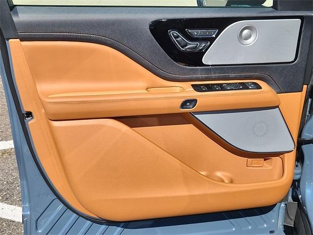 new 2025 Lincoln Aviator car, priced at $89,900