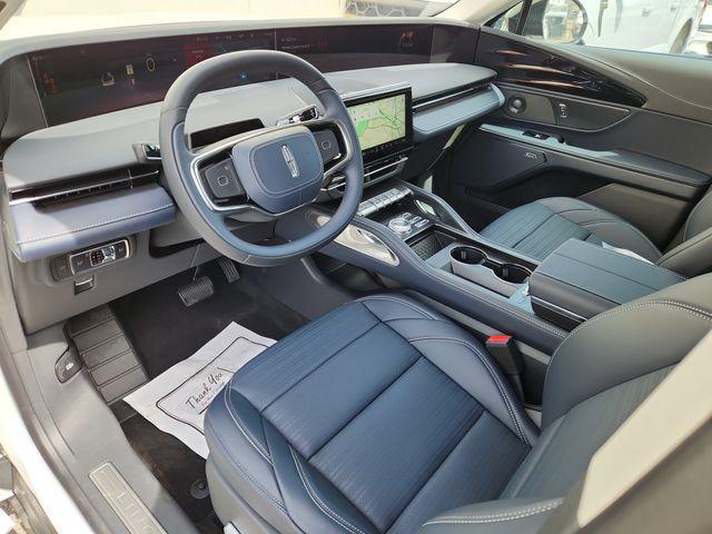 new 2025 Lincoln Nautilus car, priced at $62,556
