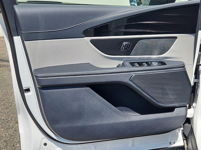 new 2024 Lincoln Nautilus car, priced at $50,771