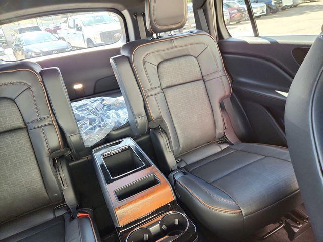 new 2025 Lincoln Aviator car, priced at $85,570