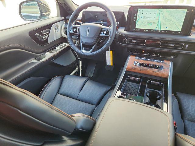 new 2025 Lincoln Aviator car, priced at $85,570