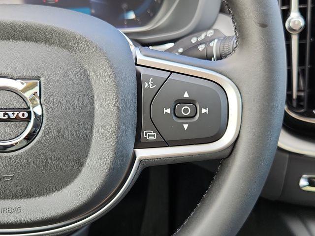 new 2025 Volvo XC60 car, priced at $51,570