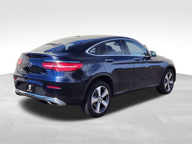 used 2019 Mercedes-Benz GLC 300 car, priced at $26,220