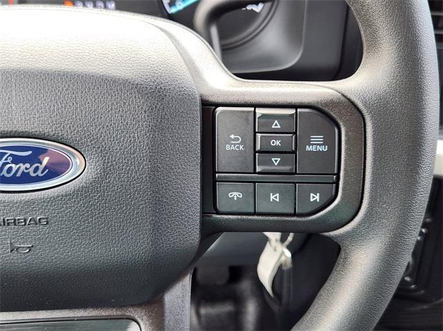 new 2025 Ford F-250 car, priced at $53,320