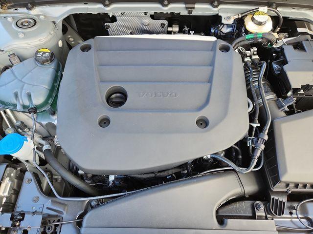 new 2025 Volvo XC40 car, priced at $45,235