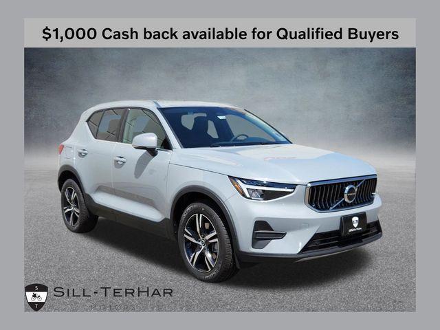 new 2025 Volvo XC40 car, priced at $44,235