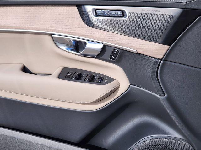 new 2026 Volvo XC90 car