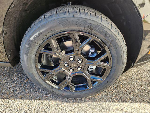 new 2025 Ford Maverick car, priced at $35,040